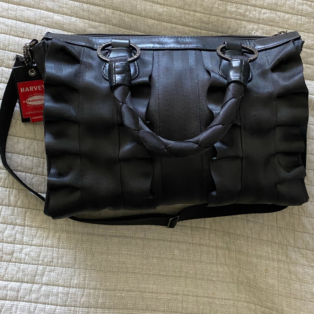 Harvey’s Seatbelt Bag - Black Lola